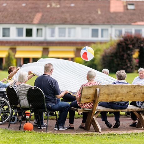 Ball spielen